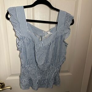 Market & Spruce Sariah V Neck Flutter Sleeve Smocked Top size large NWT